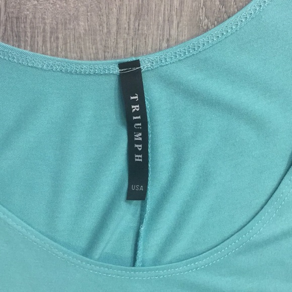 Triumph Tank - Picture 2 of 3